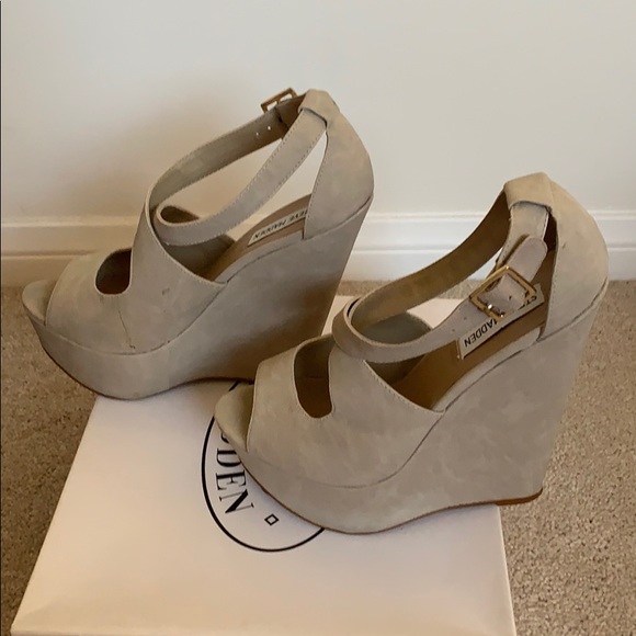Steve Madden Xternal Bone Wedges - Picture 3 of 8